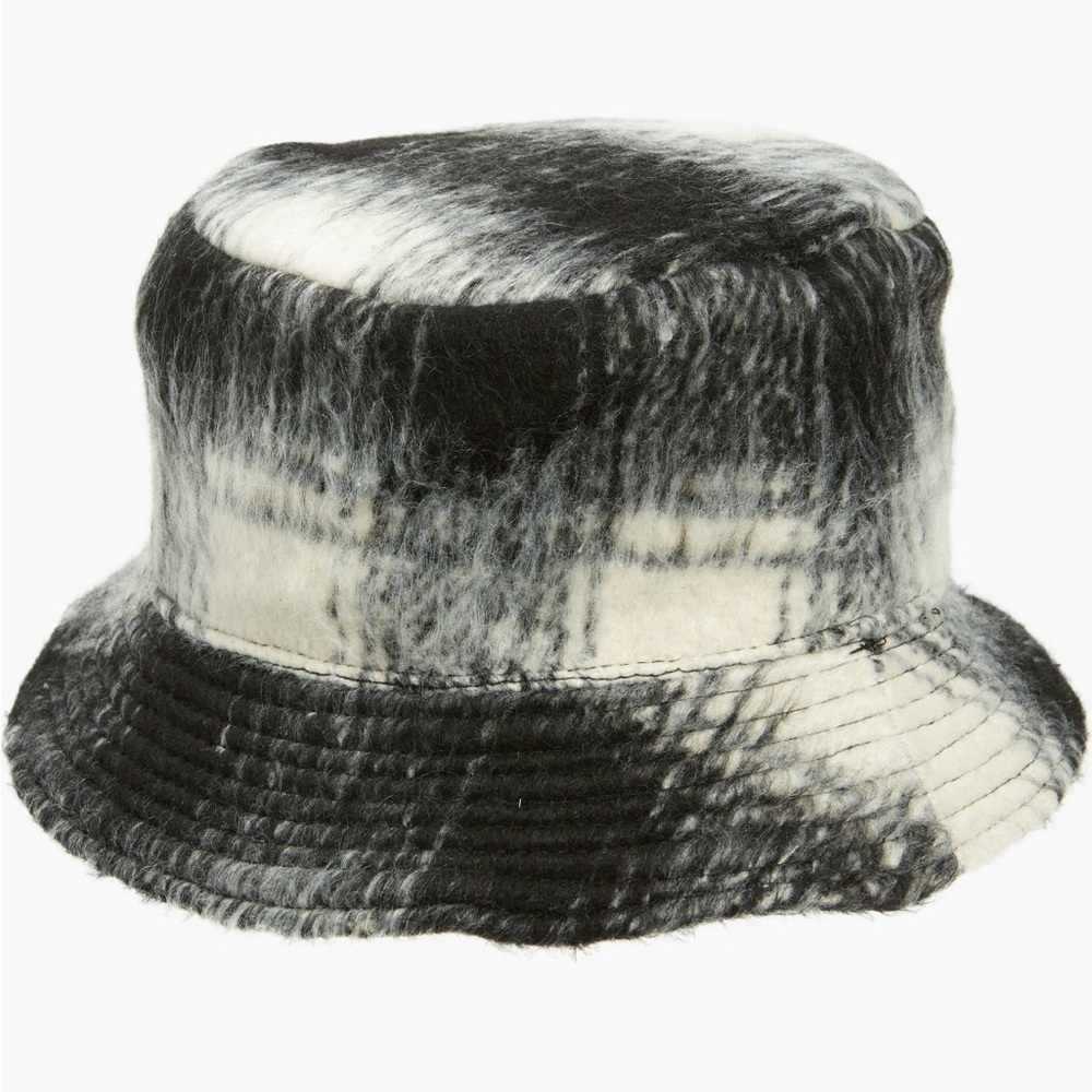 Melrose Market Plaid Eyelash Bucket Hat